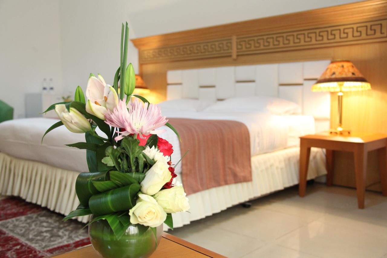 אבו דאבי Flamingo Hotel Apartment מראה חיצוני תמונה
