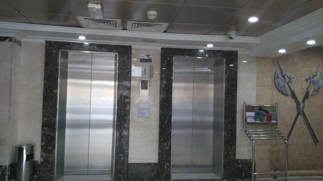 אבו דאבי Flamingo Hotel Apartment מראה חיצוני תמונה